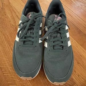 EUC green Adidas shoes size 8